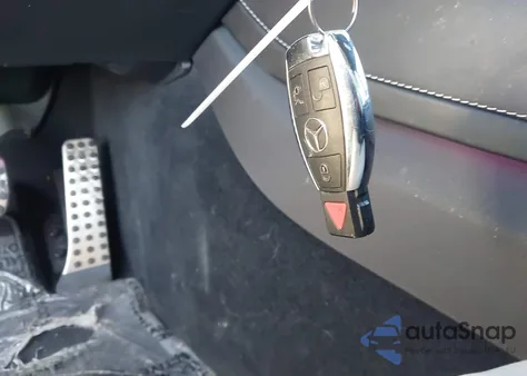 2016 Mercedes-Benz S 550 из США, поврежденный, VIN WDDUG8CB0GA211430